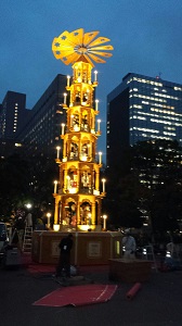 Erzgebirgische Stufenpyramide - 2015 Tokyo/Japan - Aufbau