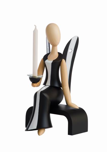 Engel, Black Beauty sitzend auf Hocker - 15,5 cm - Erzgebirgische Holzkunst Gahlenz